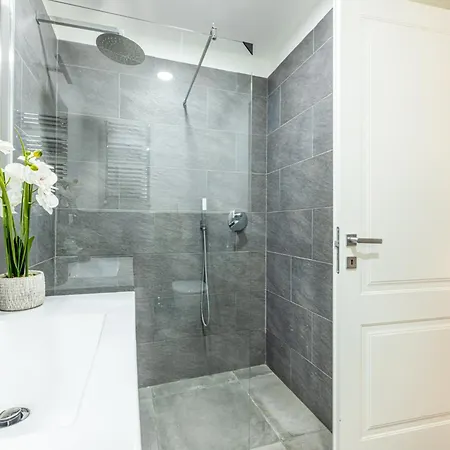 Colonna Lovely Loft - 10 Min Duomo - Buonarroti M1 아파트 *