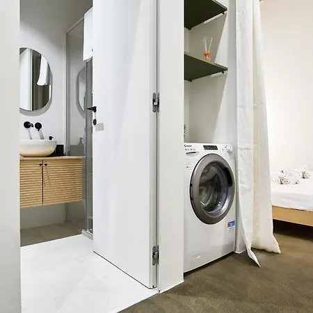 Design With Private Street Entrance * Milán