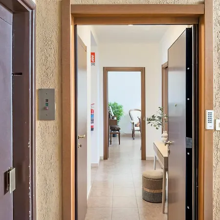 Mico, M5, Life - Luxury Con Terrazza E Vista 8o Piano - Su Scannu Life * מילאנו
