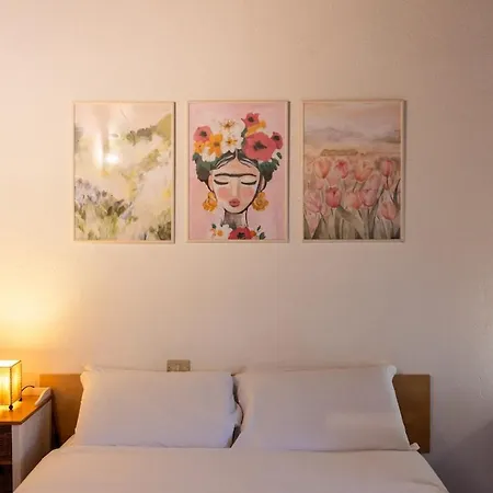 Characteristic 2 Double Bedroom Appartement