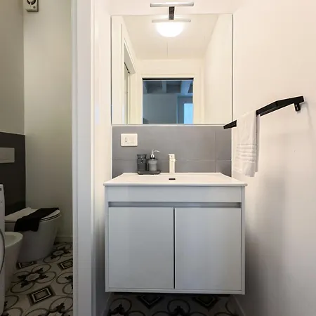 Navigli - Via Vigevano 45