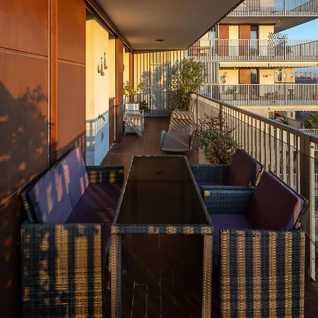 Sky Garden - Private Garage Apartment Milan