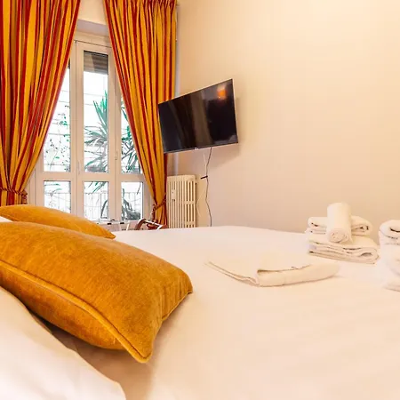 Duomo Elegant Retreat - Spacious 120 Sqm Up To 5 - 3 Min Walk To Duomo Apartament Mediolan