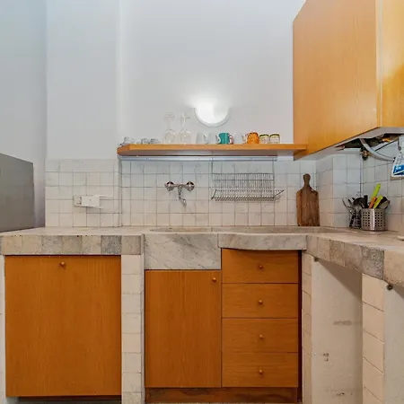 Appartement Bnbest Walk In Duomo 4-6 Pax Milaan