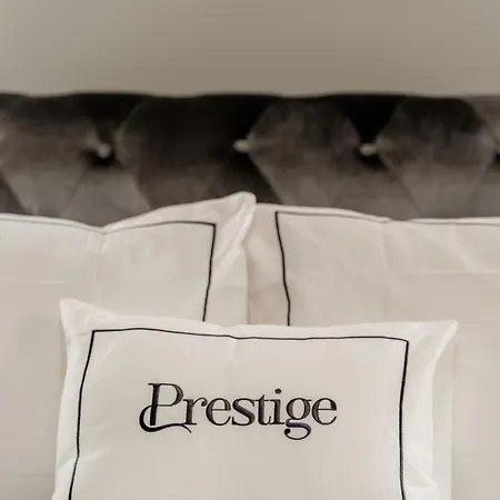 Prestige Boutique - Piazza Duomo 2 アパート ミラノ