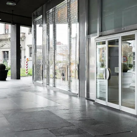 Apartment Luca Duomo Versace Mailand