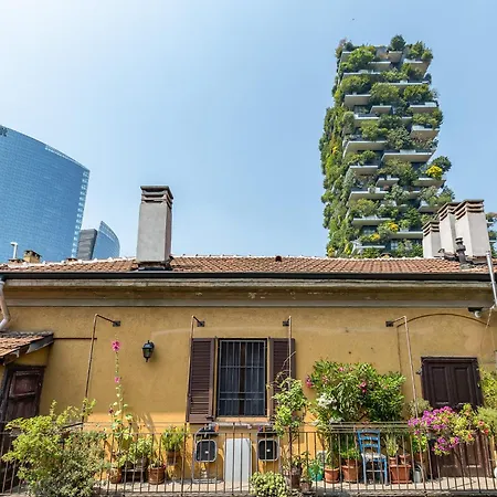 Modern Flat Near Skyline Μιλάνο