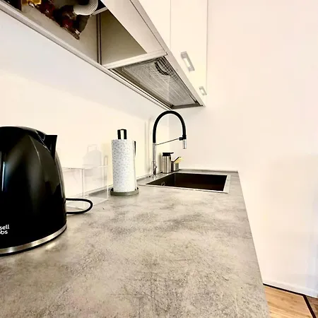 Albani Life, Stile & Comfort In Soluzione Silenziosa E Indipendente, Comoda Per Stadio San Siro, Rho Fiera E Life *