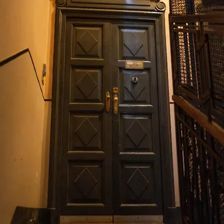 The Moscova Gallery House Lägenhet