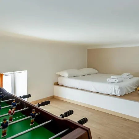 Family-friendly In Isola District * Milaan