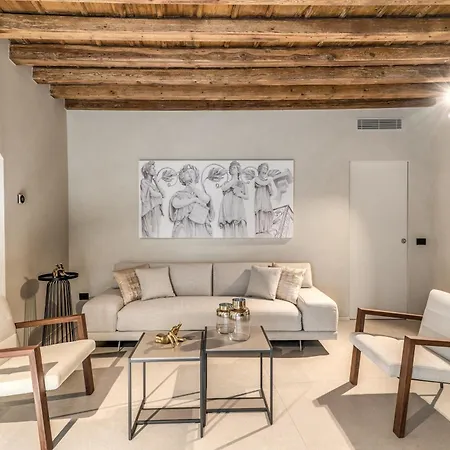 Διαμέρισμα Seety Porta Romana Statue