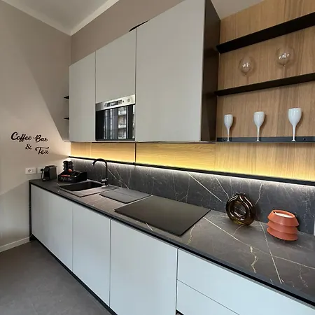 Leone 44 Fd Metro Tolstoi Lejlighed