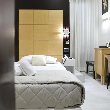 Fiorella Hotel 3*