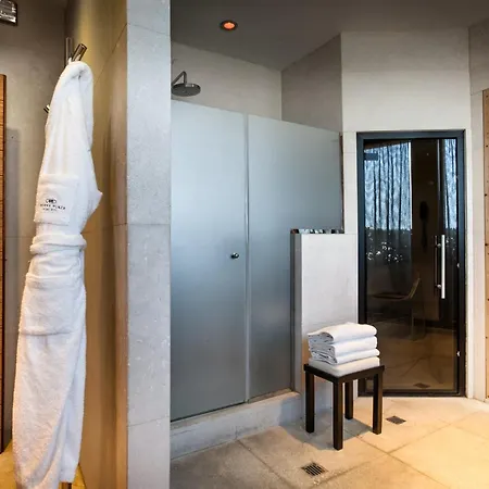 Отель Crowne Plaza By Ihg 4*