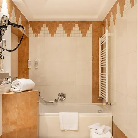 Sanpi Hotel Mediolan