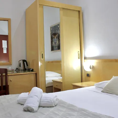 Fiorella Hotel