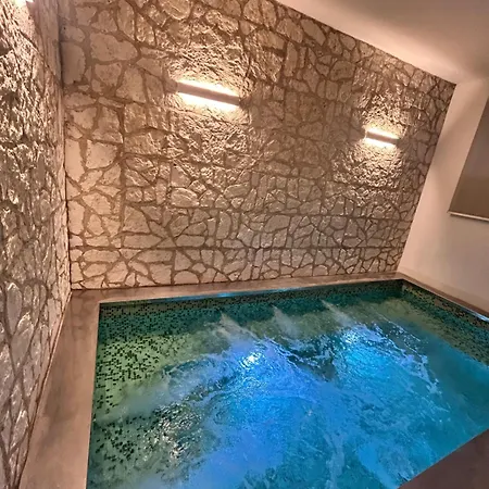 Design With Private Pool Exclusive Use - Stelvio 21 דירה