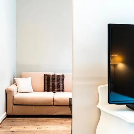 Townhouse 33 Boutique Hotel