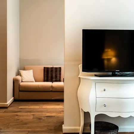 Townhouse 33 Boutique Hotel 4*