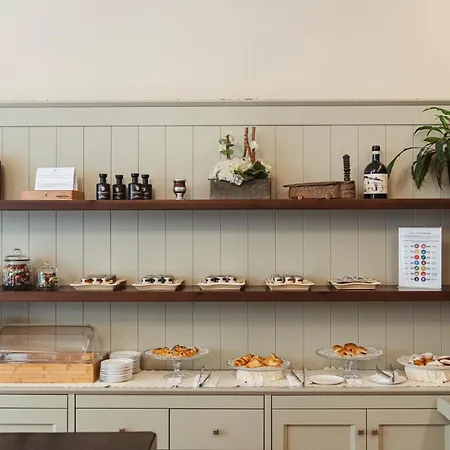 Hotel Townhouse 33 Boutique 4*