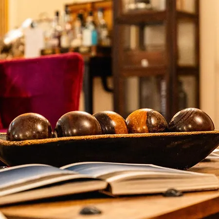 Townhouse 33 Boutique 4*