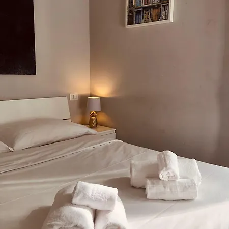 Apartman Mm3/repubblica, 2 Min. Da Staz. Milánó
