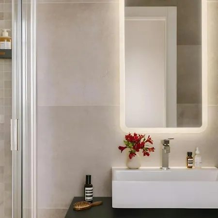Numa Montenero Lägenhetshotell Milano