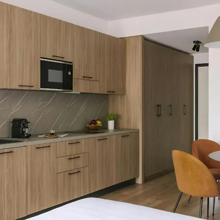 Numa Montenero 4*