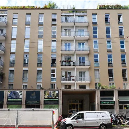 Apartmán Contempora - 2-beds, 2 Baths With Balcony - Guastalla