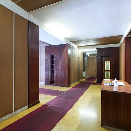 Contempora - 2-beds, 2 Baths With Balcony - Guastalla * Milán