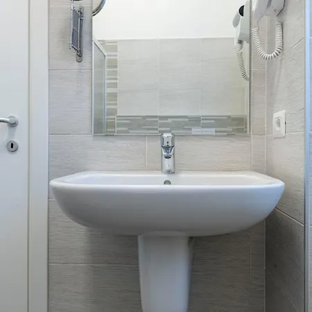 Leader - Monzino - Unipol Dome - Linate - Apartament