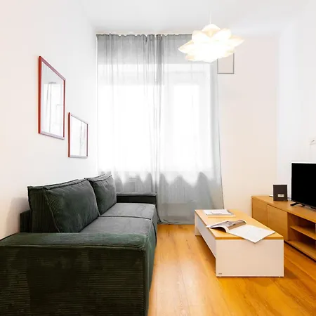 Spacious Design Affittacamere