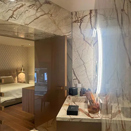 فندق Af Duomo - Luxury *