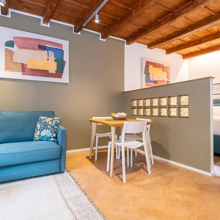 Appartamento Splendido Bilocale In Via Madonnina, Zona Brera