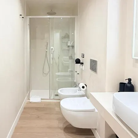 Teodorico - Quiet Garden View With Parking Appartamento