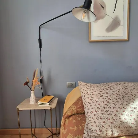 Claire - De Angeli Metro & Citylife Apartment