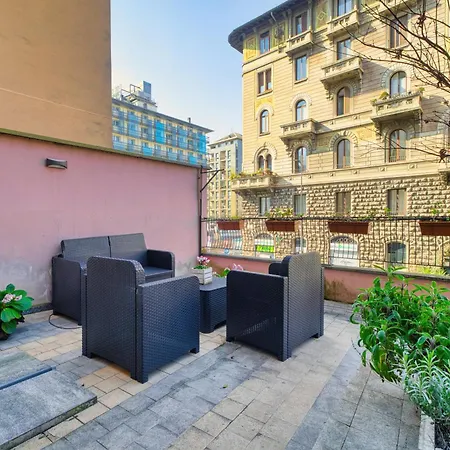 Terrace Charming In Apartment *