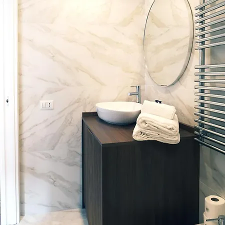 Comecasa Stylish -15 Min Walk To Duomo Μιλάνο