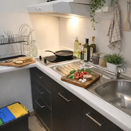 Apartment Family Apartment, Duomo 12 Min Walk, 5 Guests, Near Covered Parking *