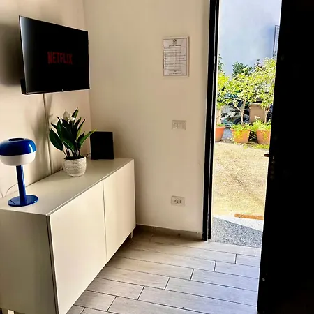 Habesha Flats - A Quiet Retreat Just Steps From The Metro M1 ميلان