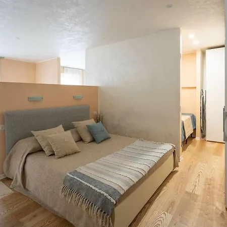 Arts At Missori Apartamento