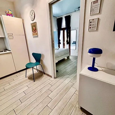 شقة Habesha Flats - A Quiet Retreat Just Steps From The Metro M1 *