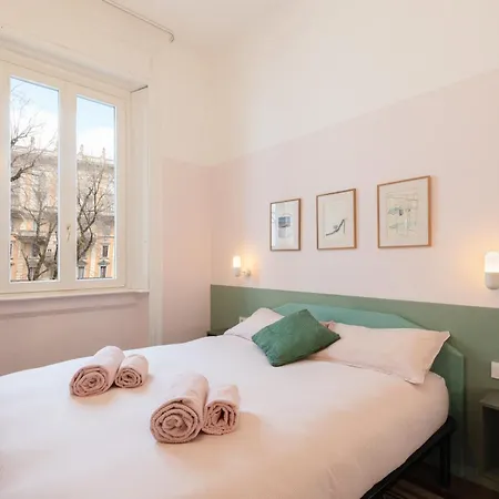 アパート Chic Design 80 Sqm - Sleeps 6 - Metro 2 Min ミラノ