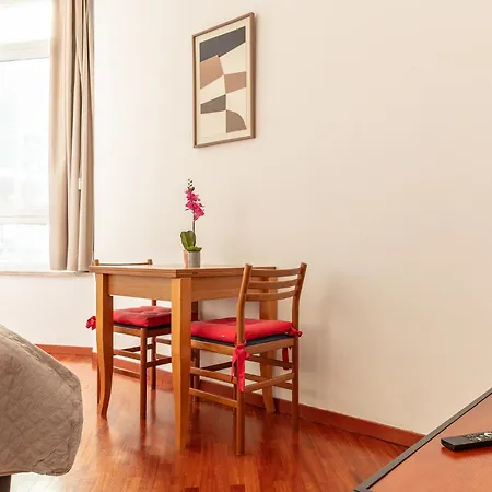Apartment De Homes - Moderno Monolocale In Porta Nuova Vicino La Metro *
