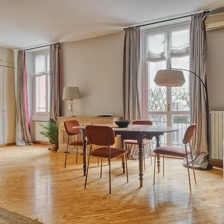 Design In Porta Venezia Apartment *