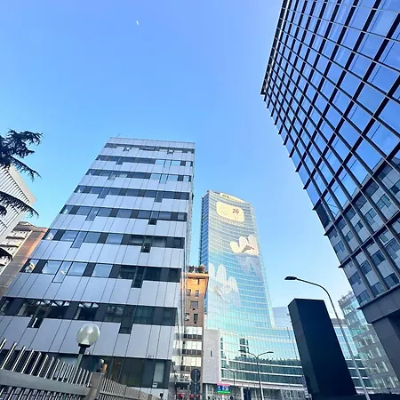 Sky アパート ミラノ