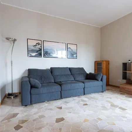 شقة Orea Spiti - Modern Rosselli ميلان