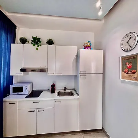 Habesha Flats - A Quiet Retreat Just Steps From The Metro M1 شقة