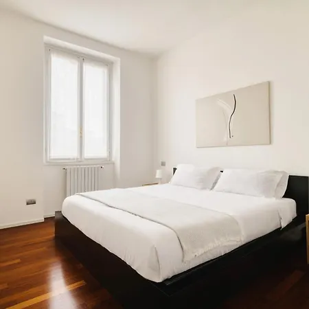 Apartment Design In Porta Venezia Milan