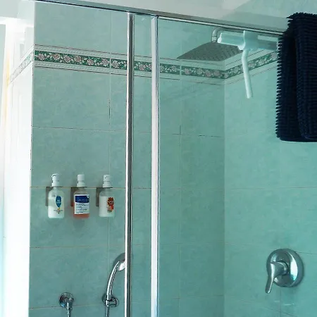 10 Min - Bright & Modern, Up To 5 Beds Lejlighed Milano